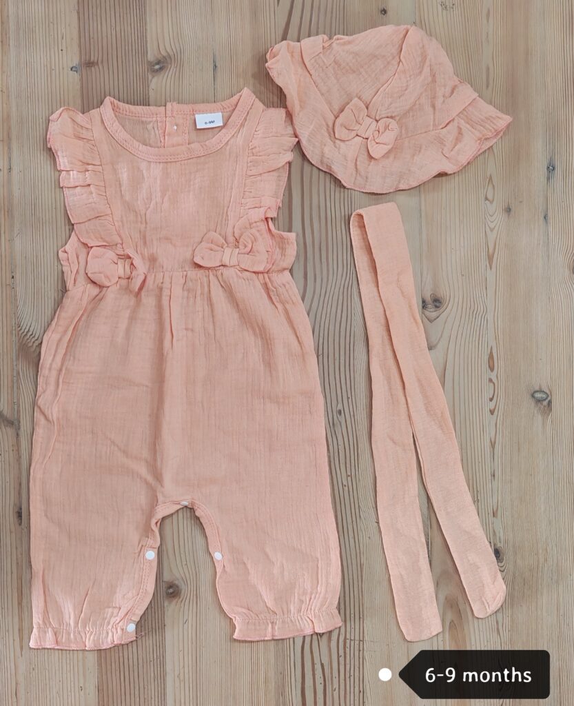 6-9 months - Brand New peach outfitÂ