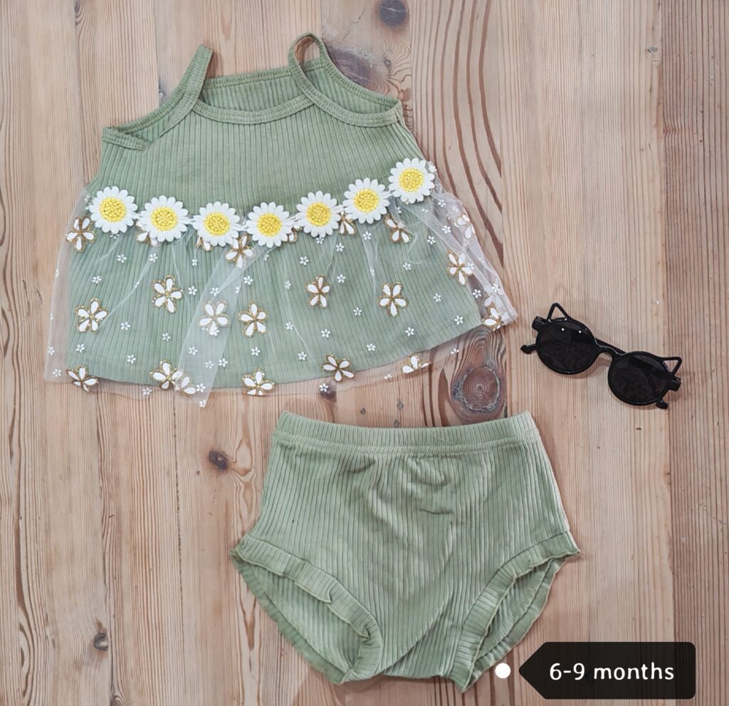 6-9 months - Brand New summer daisy outfitÂ