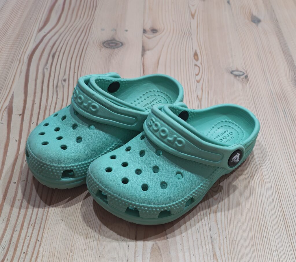 7 (16cm) - Green Crocs