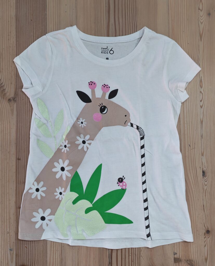 6-7 years - Giraffe shirt