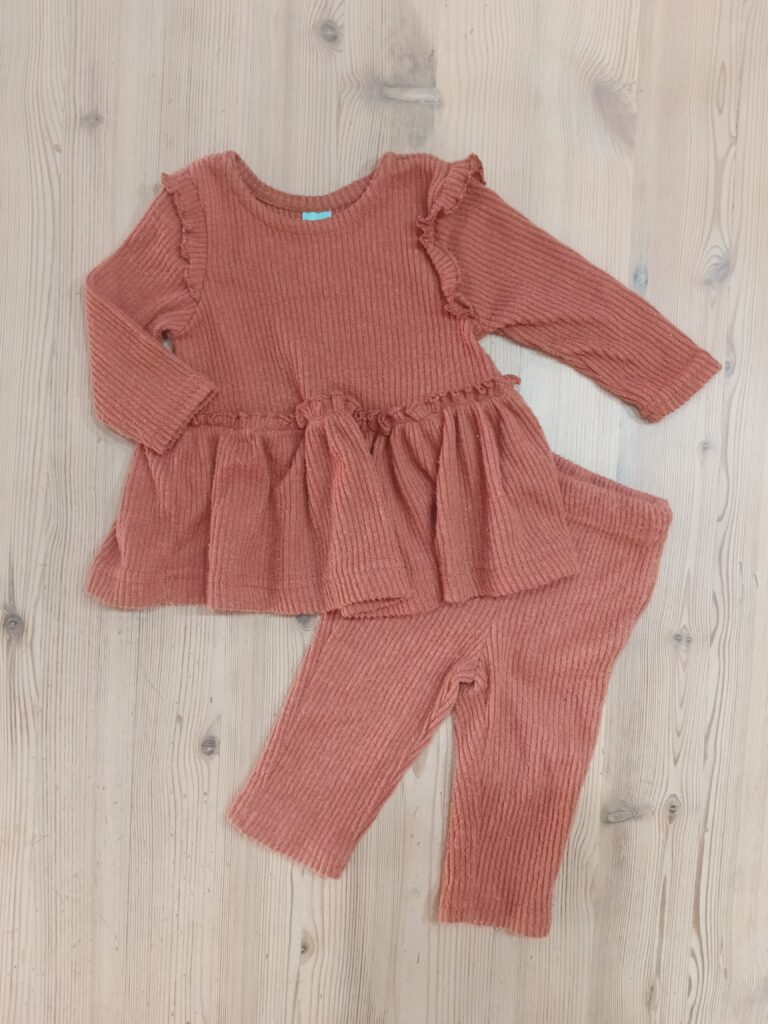 3-6 months - Cute fleece dress