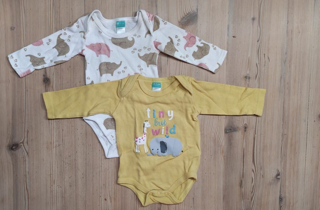 0-3 months - Cute elephant rompers 