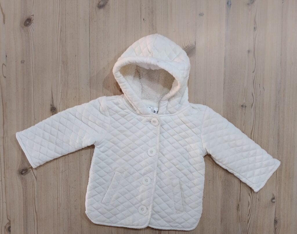 3-6 months - White quilted jacketÂ