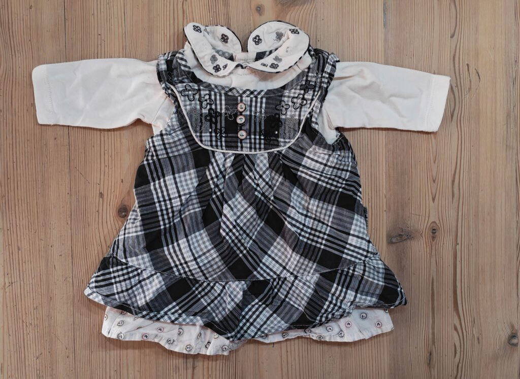 0-3 months - Grey/white dress outfit (Sergent Major)
