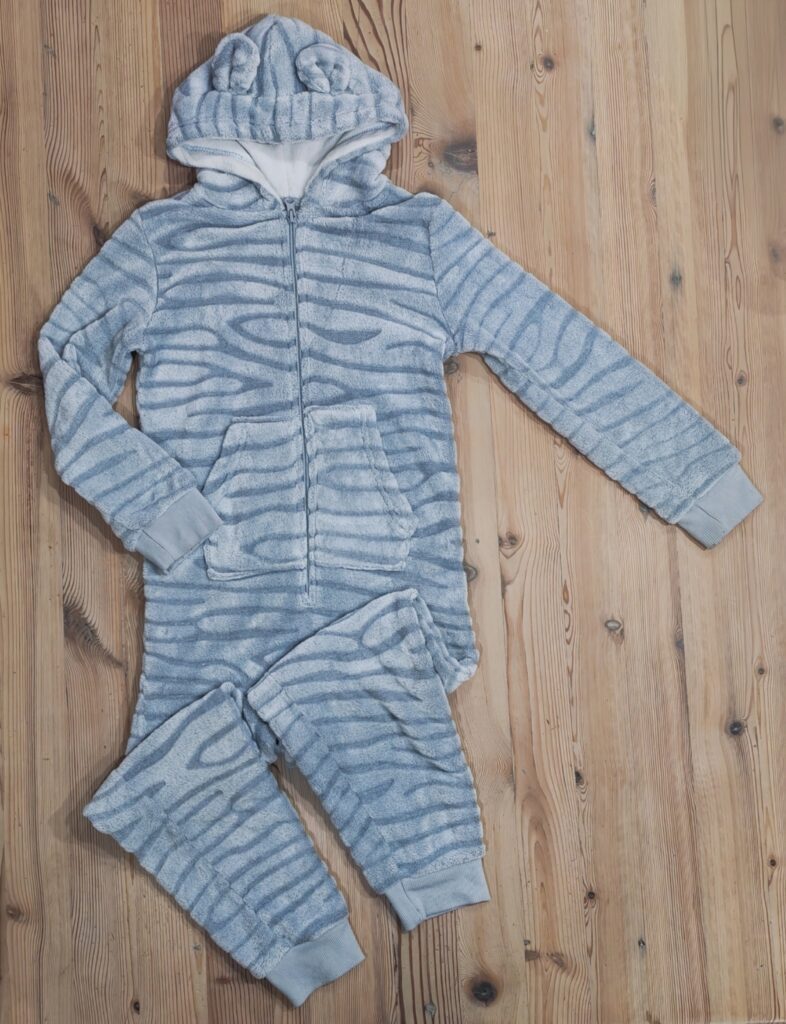 7-8 years - Grey fleece onesie