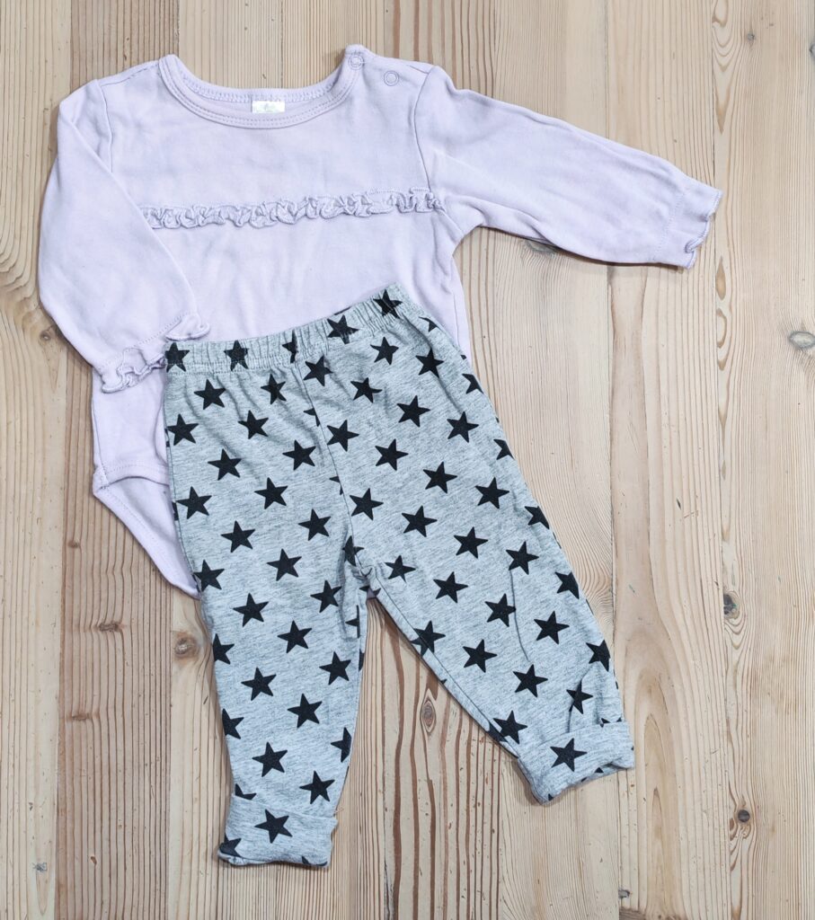 3-6 months - Purple romper outfit