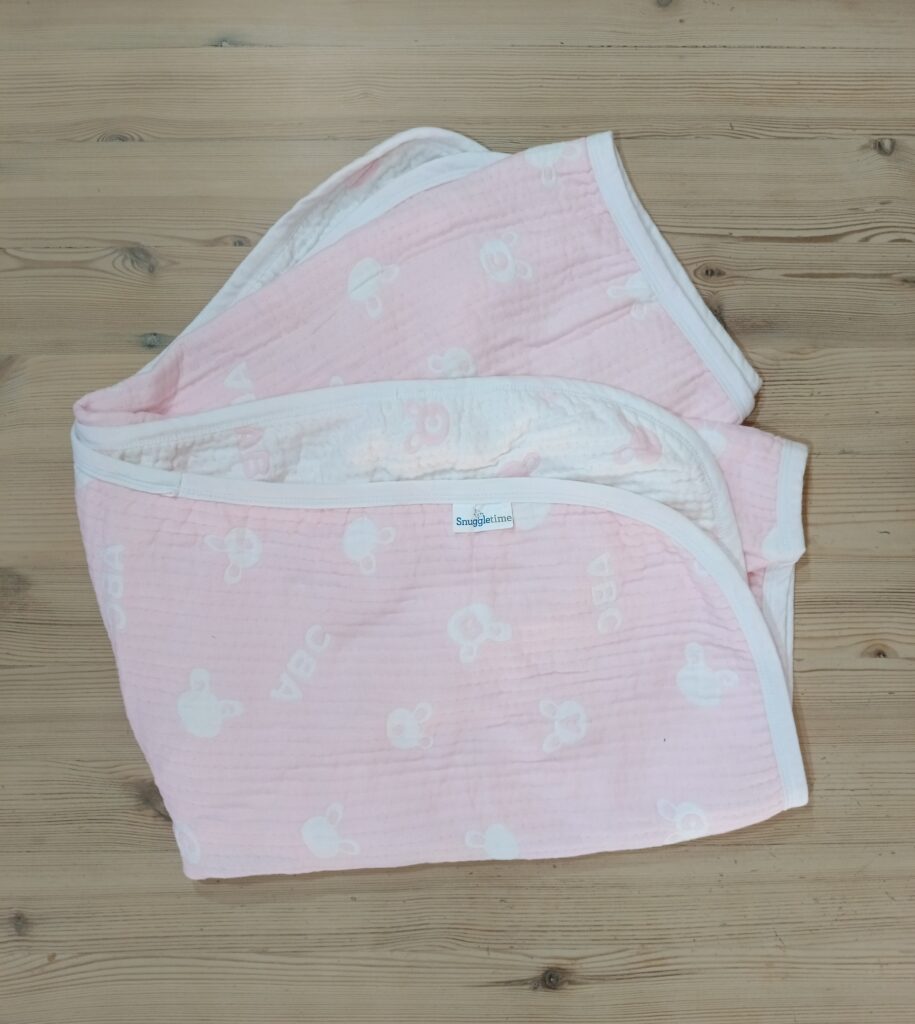 Pink & White snuggletime blanket 
